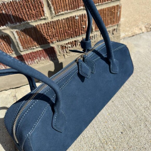 Genuine Suede Bag — Style and Luxury in Every Move - Picture 3 of 13